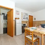 Elisio By Harmony House Apartment